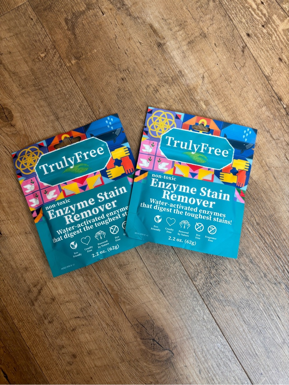 TRULY FREE-Stain remover packets